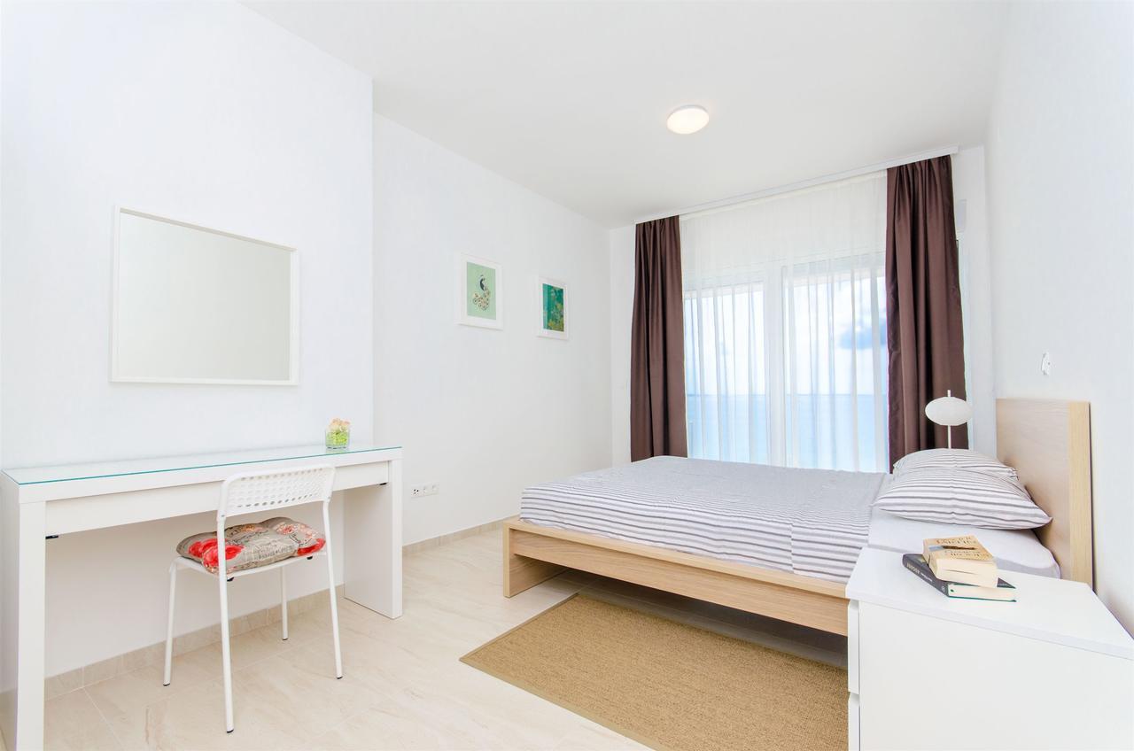 Apartments Branimir Mandre Exterior photo
